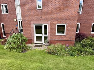 Photo 12- click for photo gallery